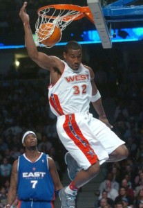 Amar’e averaged 26 points per game, earning his first All-Star nod. In the Western Conference Finals, Stoudemire performed magnificently, averaging 37 points per game.