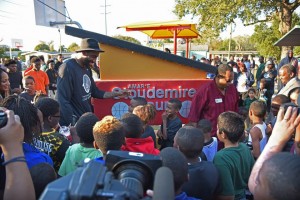 The Amar'e and Alexis Stoudemire Foundation donated The Amar'e Stoudemire Court in Lake Wales, FL. 