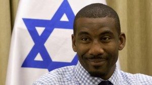 Hoops superstar Amar’e Stoudemire also has a cookbook, written with a personal chef whose career started at a kosher catering company.